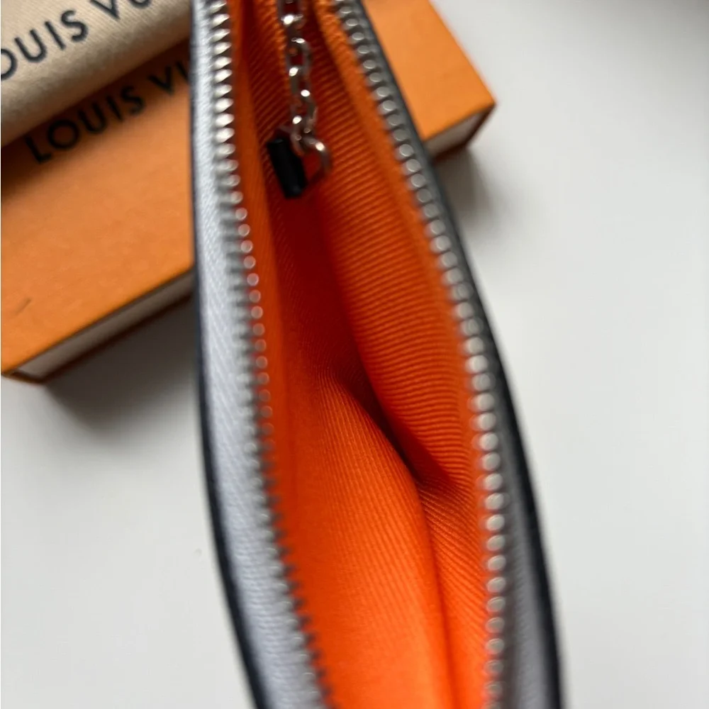Louis Vuitton authentic louis